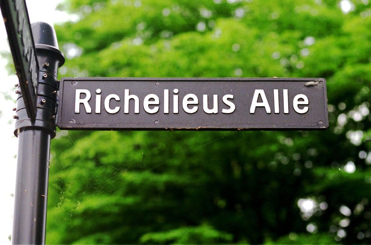 Richelieus Alle er blandt de dyreste adresser i Danmark. Huset i nummer 1 blev solgt for over 30 millioner kroner, men var dog kun nummer to i kampen om at blive det dyreste hussalg i 2015