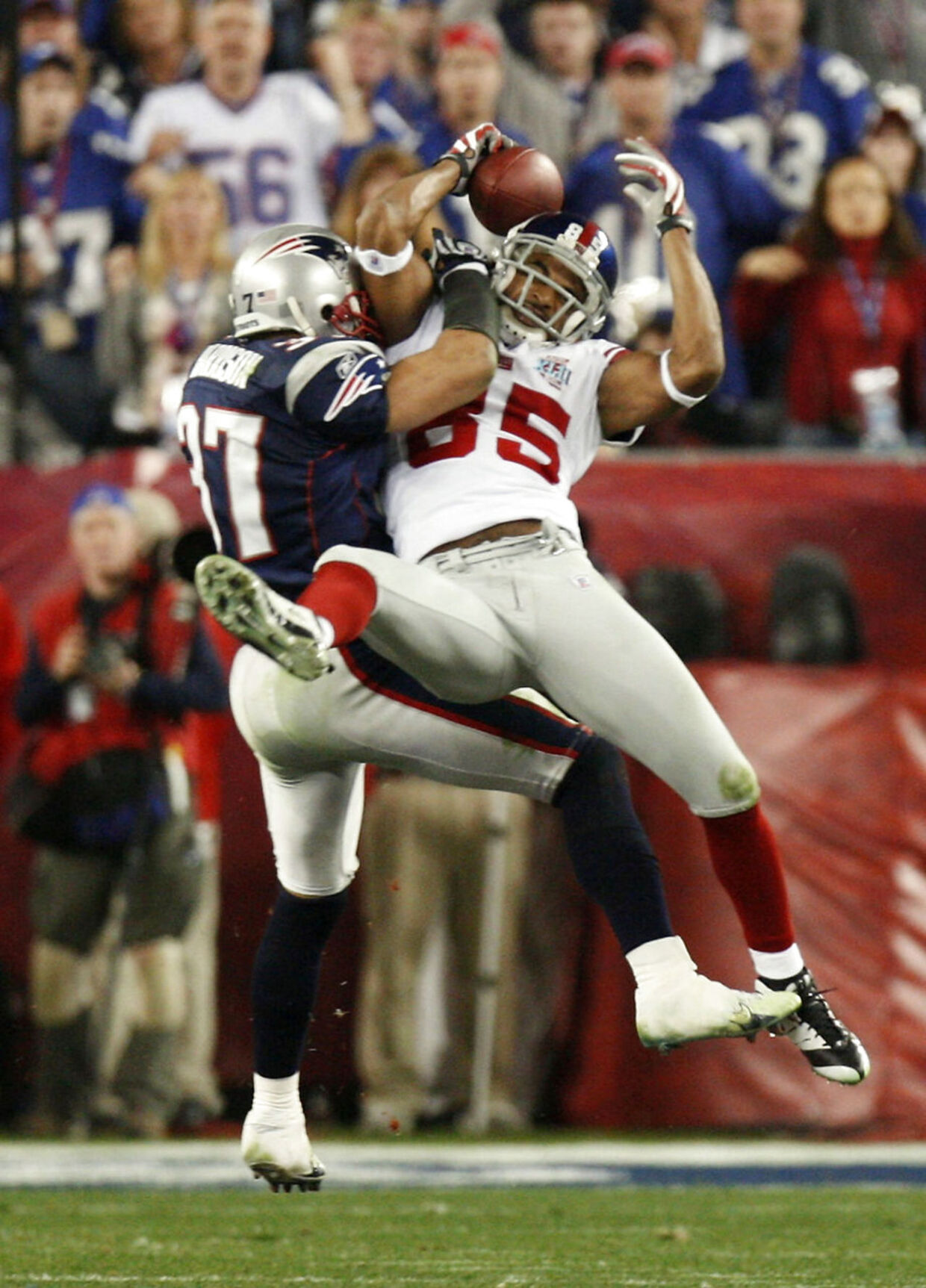 David Tyrees 'Helmet Catch' står for mange som det bedste spil nogensinde i Super Bowl-historien og var i hvert fald afgørende for, at New York Giants sensationelt slog hidtil ubesejrede New England Patriots. Foto: Reuters