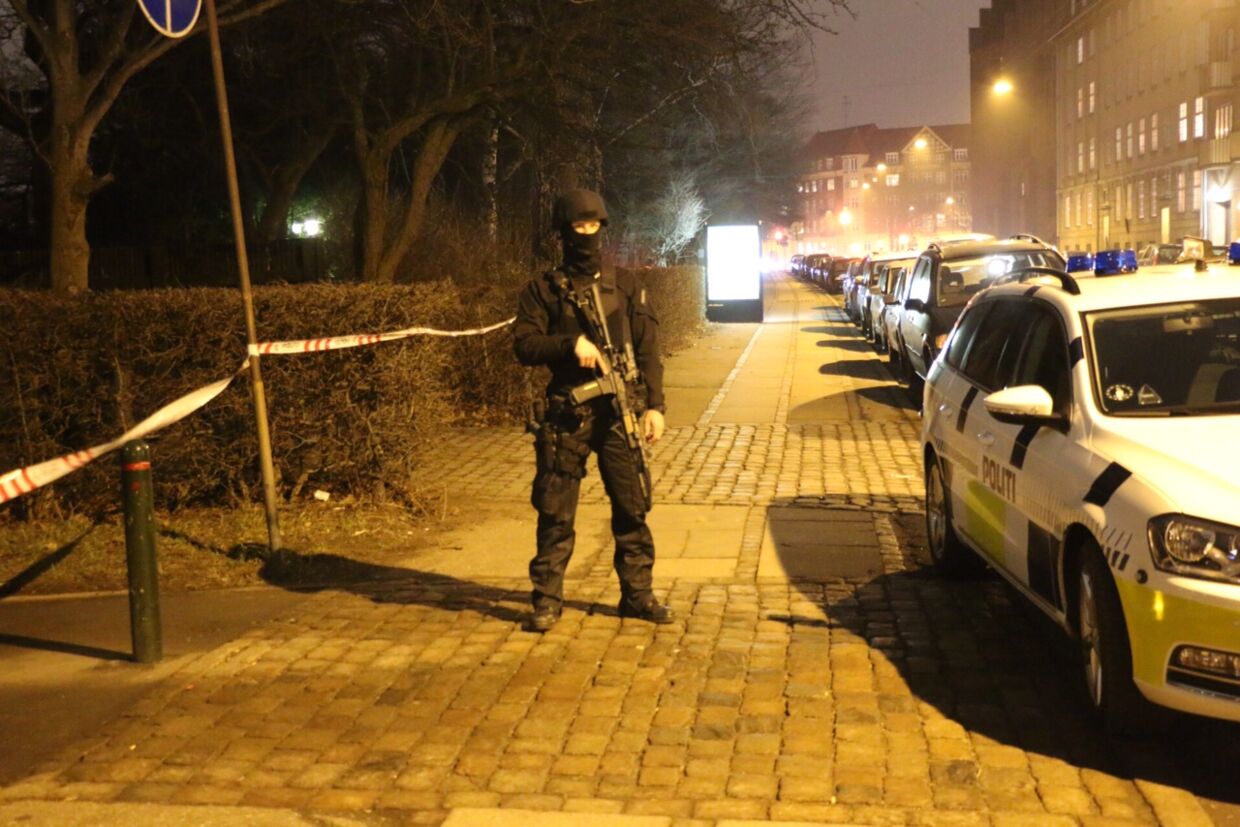 Livvagter fra Politiets Efterretningstjeneste blev såret i skudduellen på Østerbro i København.