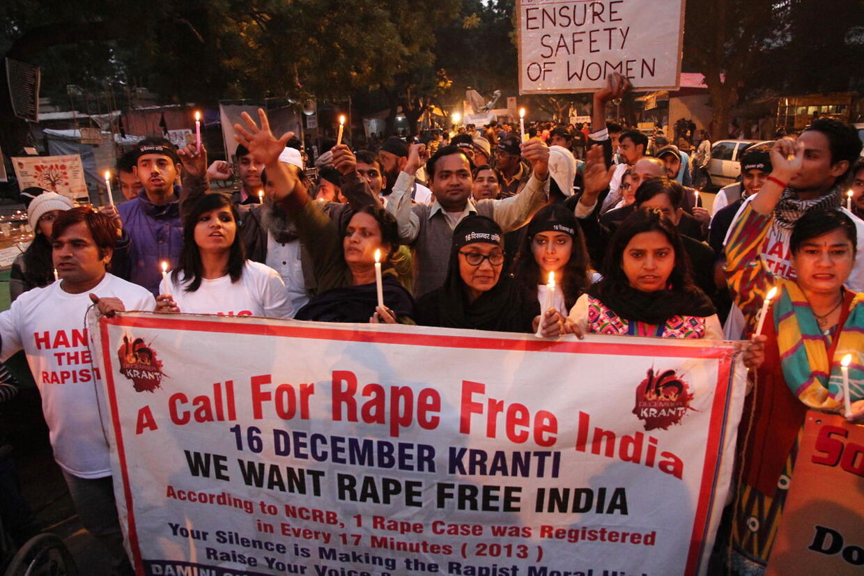Her demonstrerer aktivister i Indien for at gøre opmærksom på de mange voldtægtssager i landet