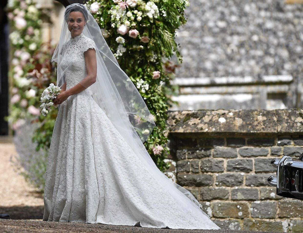 Se skønne billeder: Pippa Middleton strålede i sin brudekjole | BT Udland - www.bt.dk