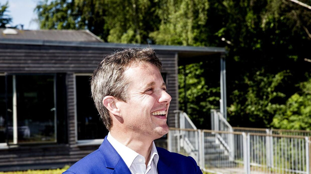 Kronprins Frederik deltager i et pressemøde mandag d. 19 juni 2017 på Bagsværd Rostadion.