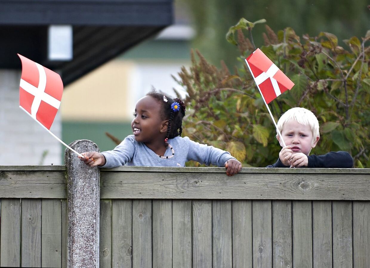 Før jul fastslog Integrationsministeriet, at kun hver femte nydansker føler sig som dansker, mens næsten halvdelen føler sig som danskere med indvandrerbaggrund