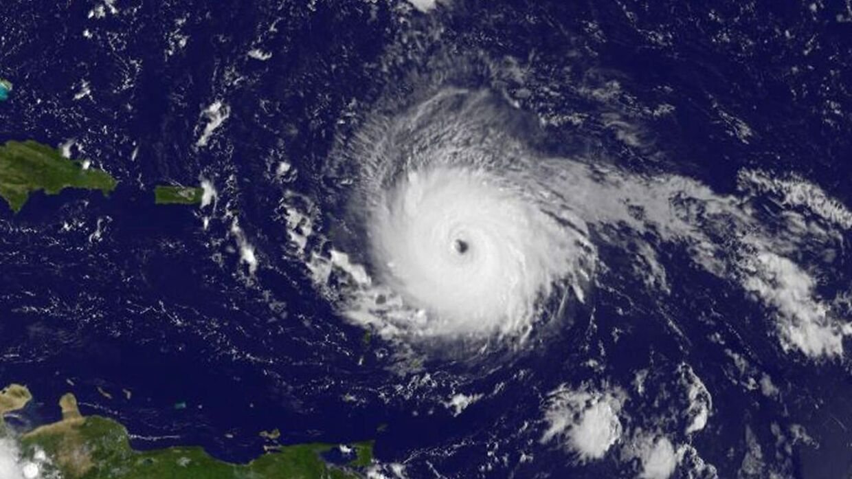 Et luftfoto fra den amerikanske rumfartsadministration NASA viser orkanen Irma, idet den tager til i styrke til en kategori-5 orkan 5. september 2017.