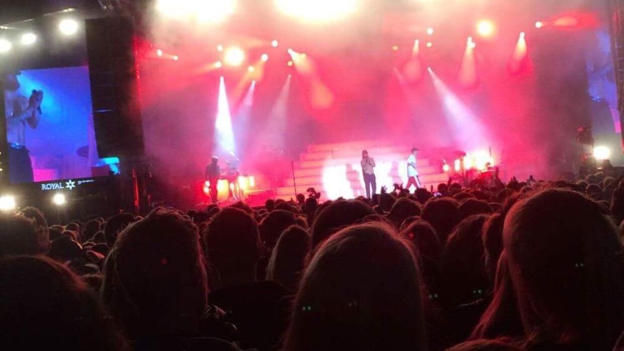 Tivoli-gæster tordnede under & Jay-koncert: Under al kritik! Spild af penge! | BT Musik - www.bt.dk
