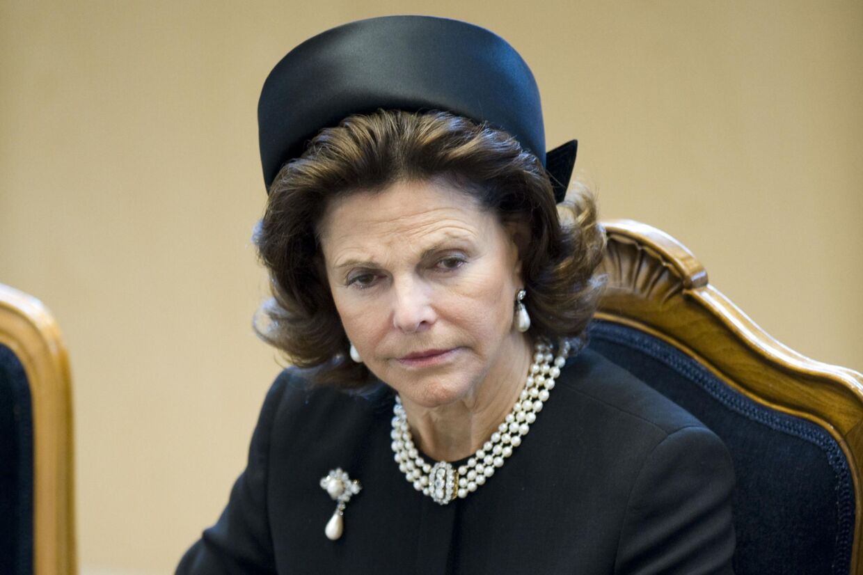 Sveriges dronning Silvia er syg.