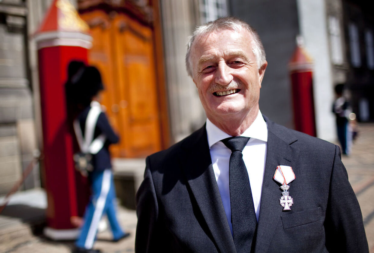 Dynekongen, Lars Larsen, var 14. juni 2010 i audiens hos dronningen, hvor han takkede for sit ridderkors.