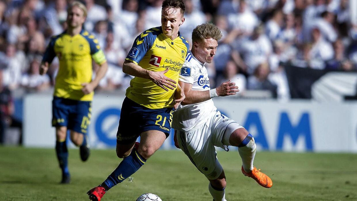 Nogle af de opgør der som altid bliver spændende den kommende sæson, er kampene mellem Brøndby og FCK.