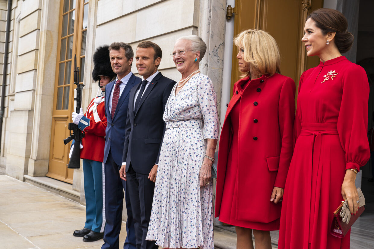 Kongehuset og franske præsidentpar op som det franske 'Det er en genistreg' | BT Royale -