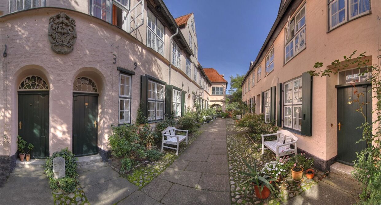 Gå på opdagelse i de små gader, der stadig udseendesmæssigt emmer af middelalderen. Lübeck: Füchtingshof. Source: LTM. Foto: Bernd Schmidt