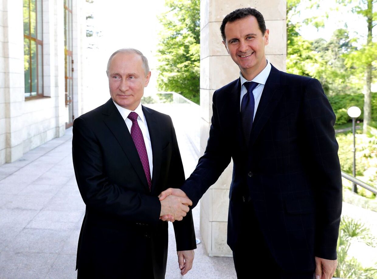 Vladimir Putin og Bashar Al-Assad er blandt de helt store vindere af Trumps tilbagetrækning af tropper, mener Mikkel Vedby Rasmussen. 