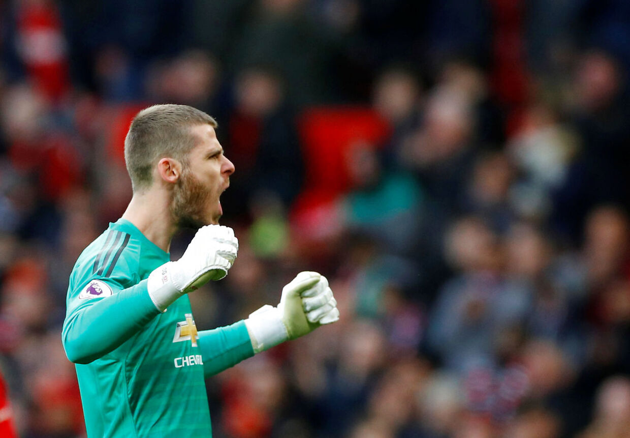 Soccer Football - Premier League - Manchester United v West Ham United - Old Trafford, Manchester, Britain - April 13, 2019 Manchester United's David de Gea celebrates after the match REUTERS/Phil Noble EDITORIAL USE ONLY.No use with unauthorized audio, video, data, fixture lists, club/league logos or "live" services. Online in-match use limited to 75 images, no video emulation.No use in betting, games or single club/league/player publications. Please contact your account representative for further details.