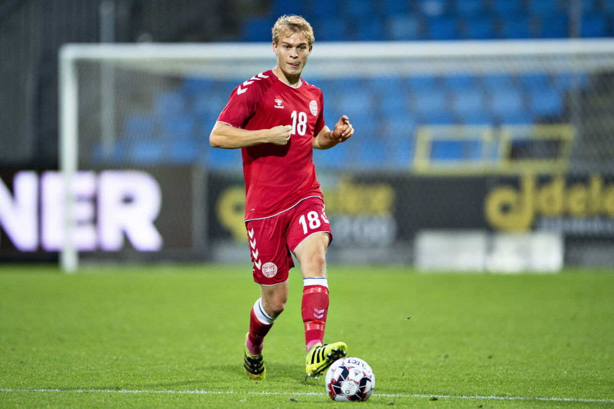 Ved siden af kampene for Silkeborg optræder ombejlede Mads Emil Madsen også på det danske U21-landshold. Henning Bagger/Ritzau Scanpix