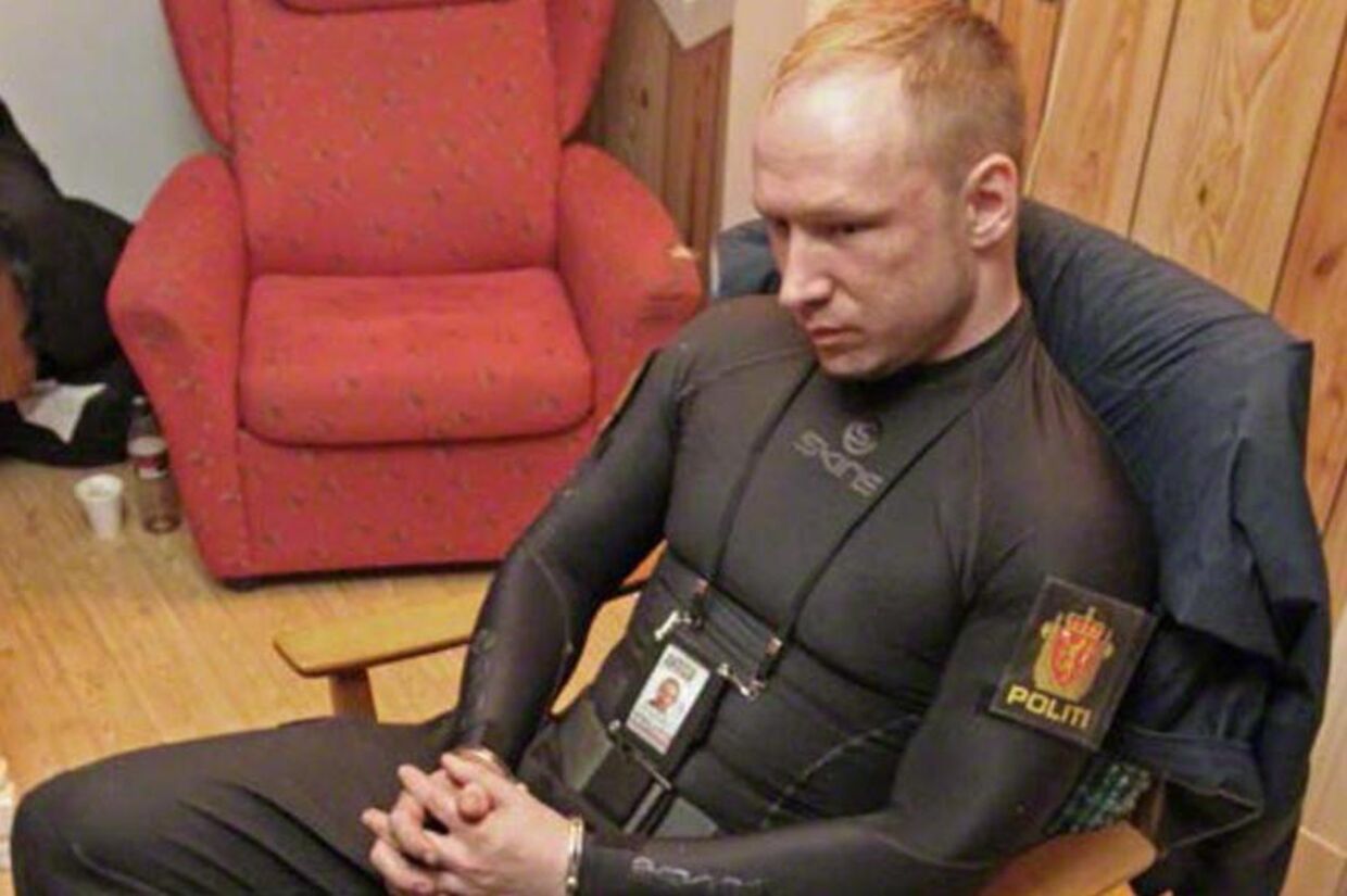 Sådan så Anders Breivik ud få minutter efter, at han havde begået massemord på Utøya.