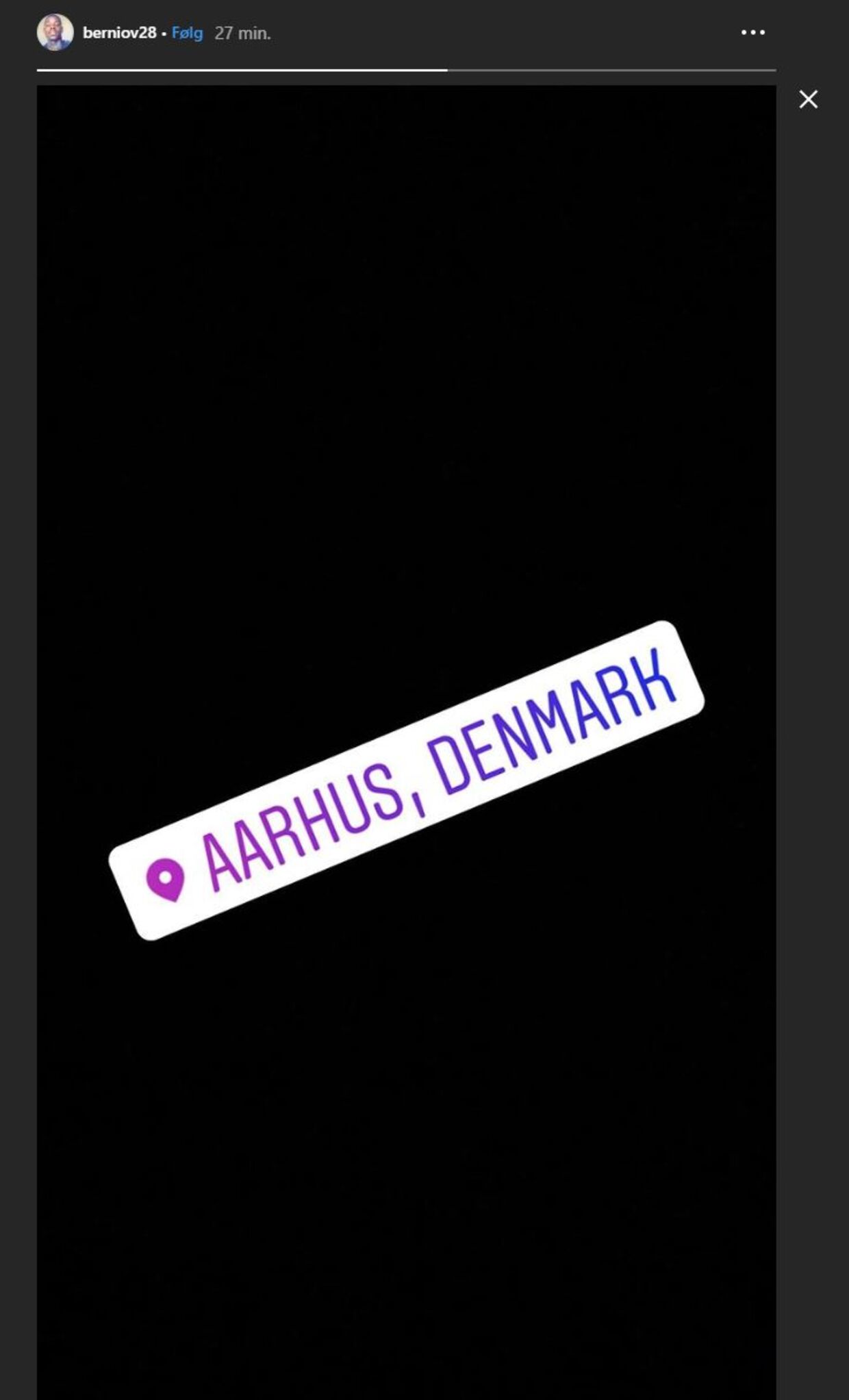 Her kan du se det opslag fra Bernio Verhagens 'story' på Instagram, hvor han altså vil have folk til at tro, at han befinder sig i Aarhus.Men det er der umiddelbart intet, som tyder på.