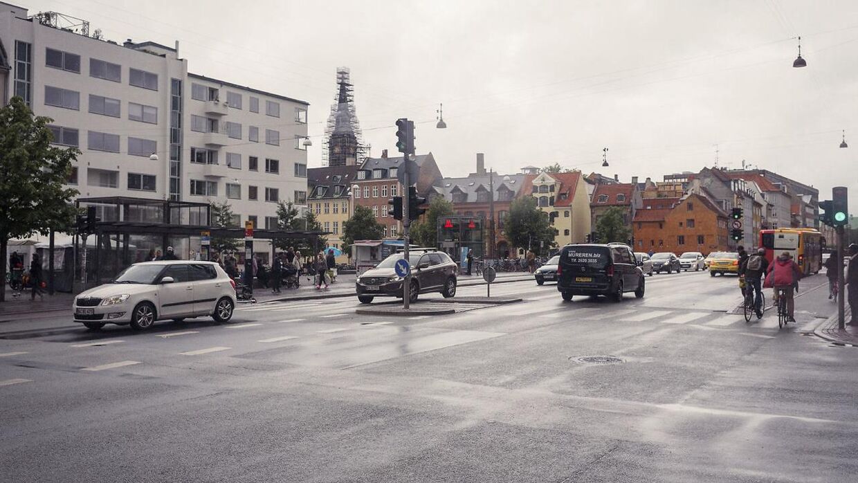 En gruppe af drenge skaber utryghed på Christianshavns Torv. Arkivfoto