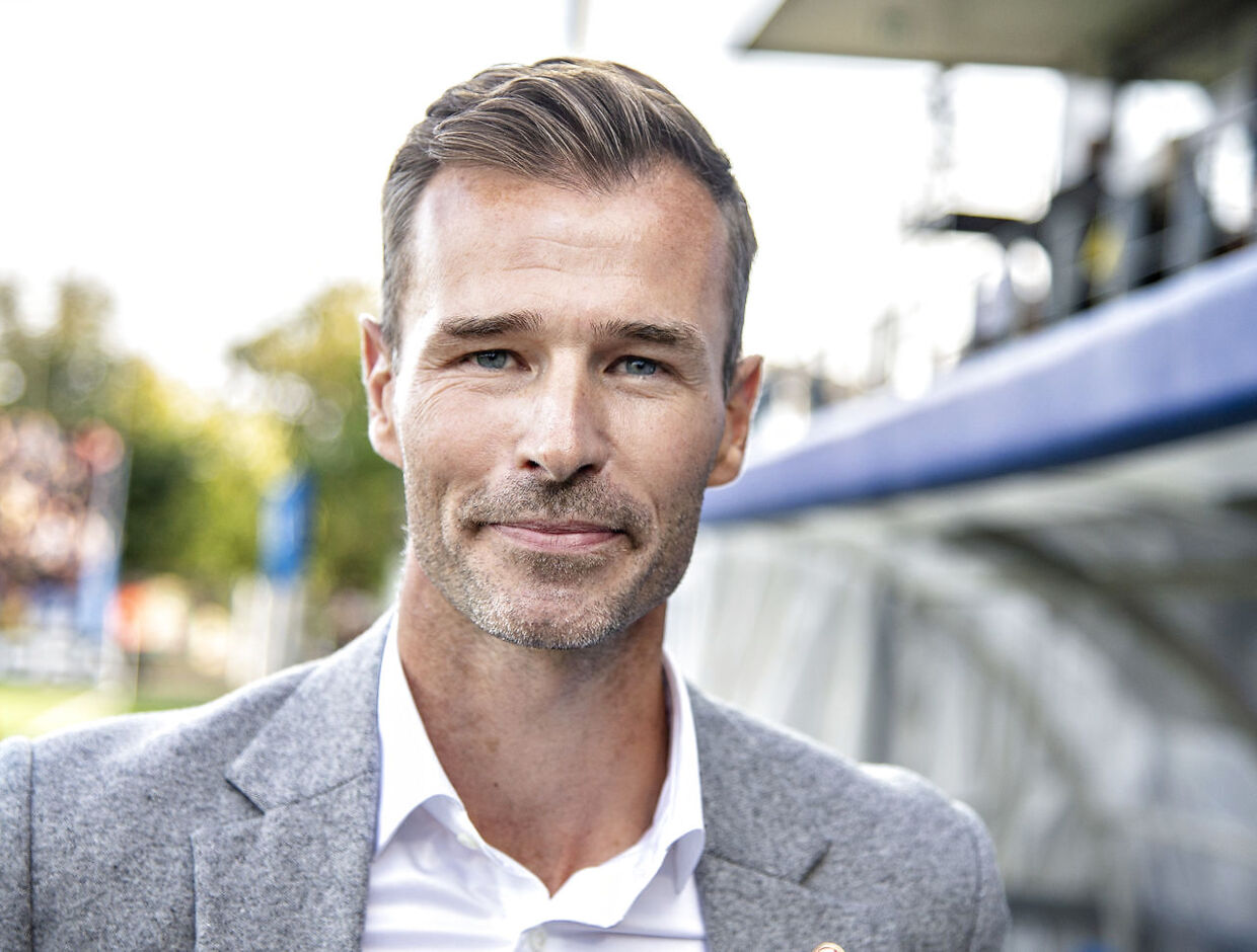 Thomas Bælum, billedet, er administrerende direktør i Superligaklubben AaB.