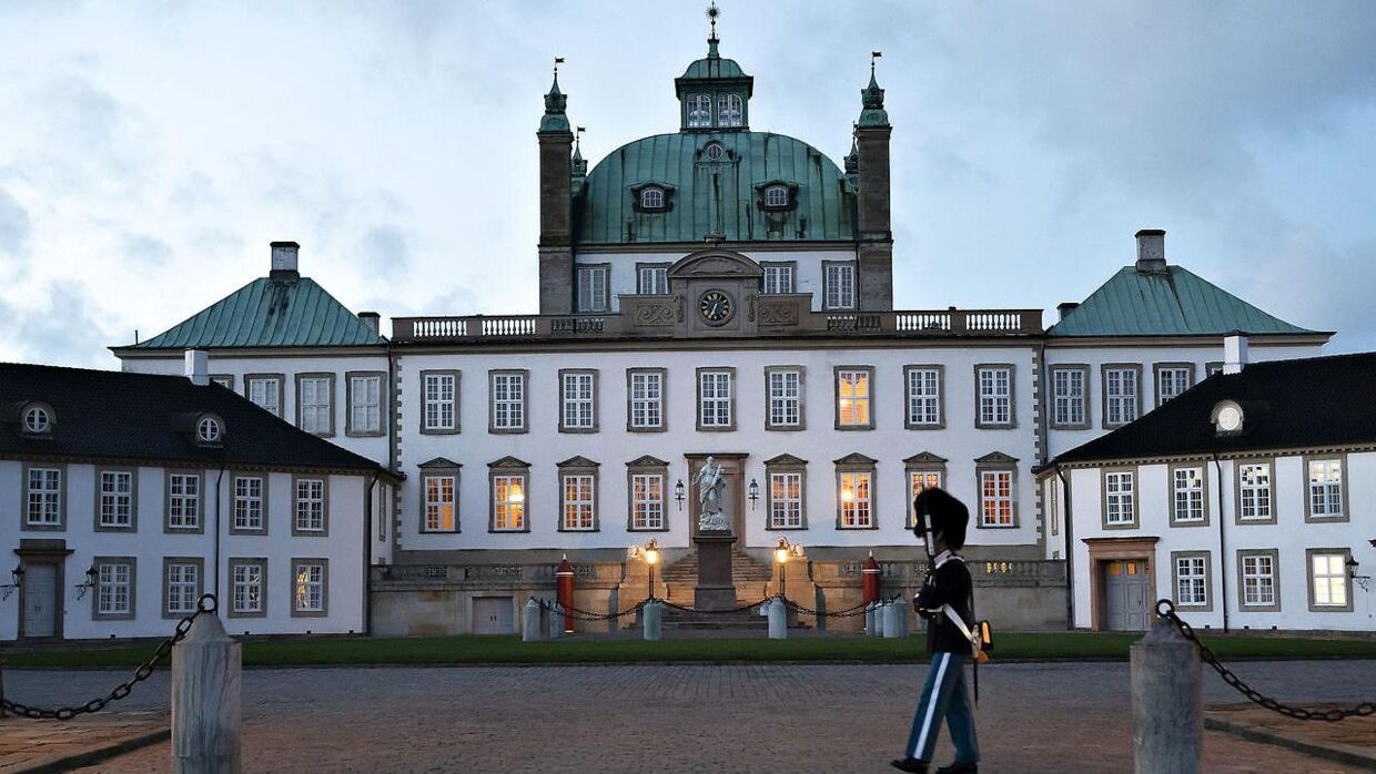 Fredensborg slot bliver Dronningens hjem den næste tid.
