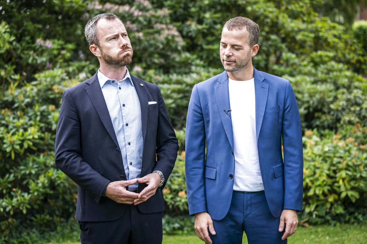Venstres formand Jakob Ellemann-Jensen og De Radikales formand Morten Østergaard holder fælles pressemøde om udspil til grøn skattereform med CO2-afgift i København, fredag den 19. juni 2020.