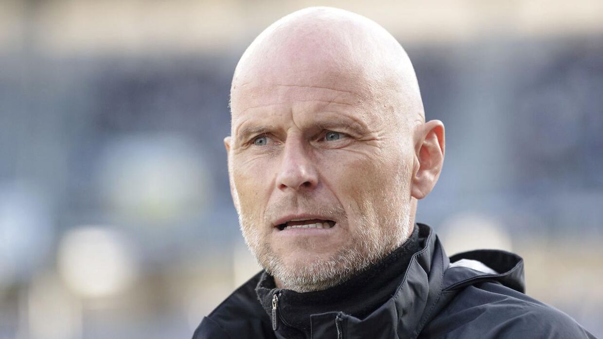 Ståle Solbakken vil ikke bruge de manglende fans på hjemmebanen, som en undskyldning for de skuffende nederlag mod AC Horsens og FC Midtjylland.