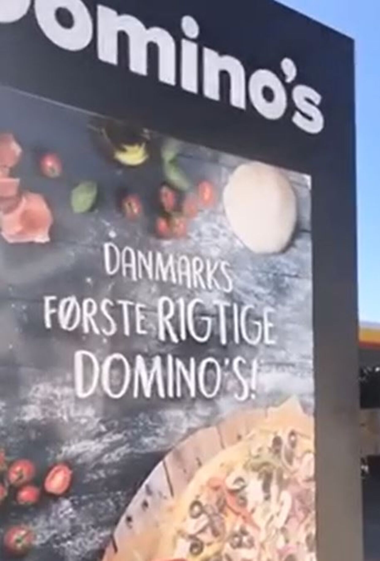 Kan du spotte den ulækre detalje? Da Domino's så blev reklamen fjernet med det samme | BT - www.bt.dk