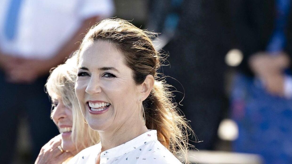 Her et billede af kronprinsesse Marys smil. Den glade kongelige er på besøg i Kattegatcentret i august 2020.