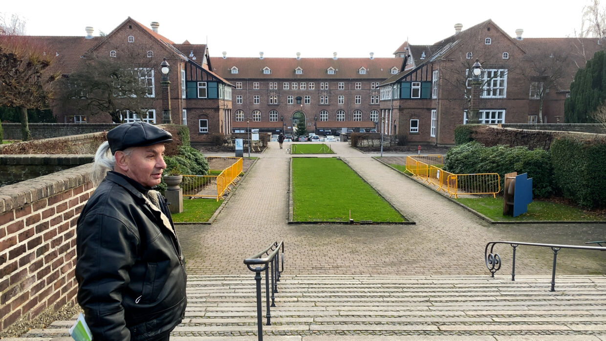 Selvom Bispebjerg Hospital er forbundet med sønnens død, synes Peter Lynge Sørensen også, at de gamle bygninger er særligt smukke.