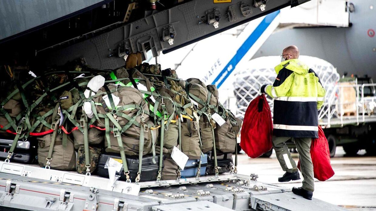 Tysk militær sender bl.a. respiratorer afsted til Portugal for at hjælpe med de syge covid-19 patienter.