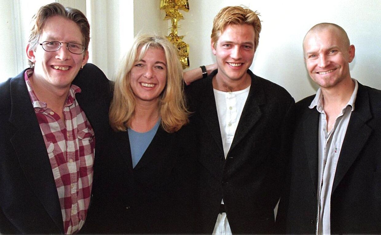 Thomas Vinterberg i 1998 med skuespillerne fra 'Festen': Thomas Vinterberg, Paprika Steen og Ulrich Thomsen.