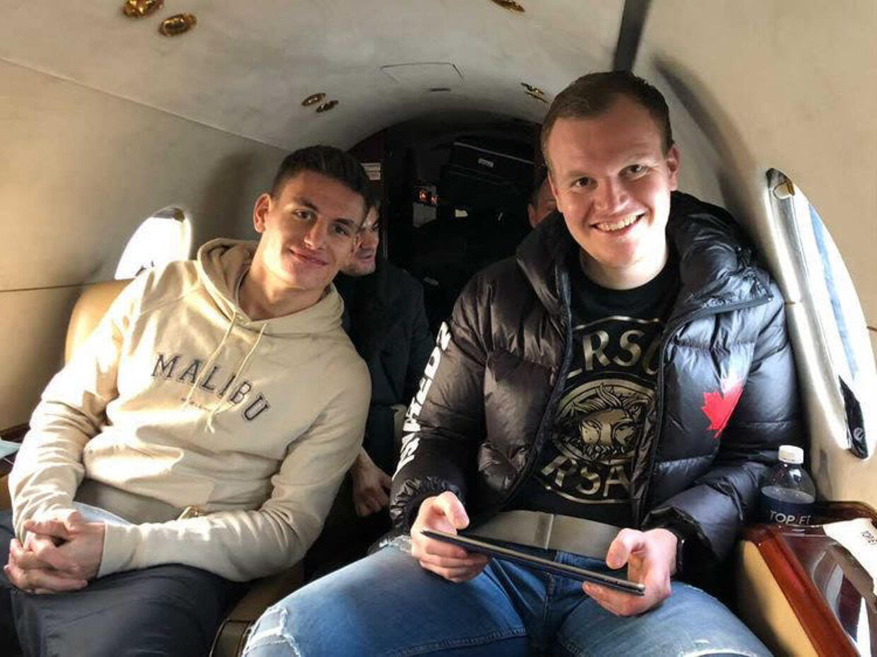 Joakim og storebror Daniel Mæhle på vej til Bergamo sammen for at underskrive kontrakt dec 2020 med Atalanta. 