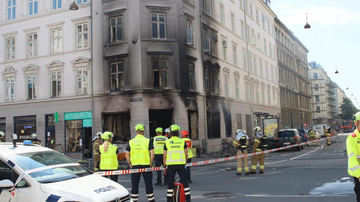 Branden har gjort skade på flere etager. Presse-fotos.dk