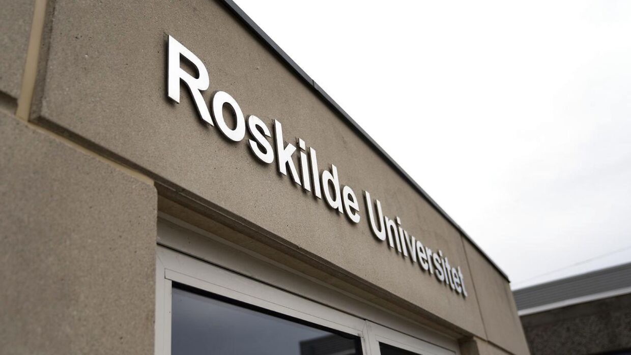 Fire klagesager omhandlende krænkende adfærd har fundet vej til ledelsens bord på Roskilde Universitet, efter ca. 1.700 studerende har gennemgået et introforløb i forbindelse med studiestart.