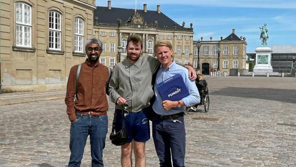 Sajeev Shankar (tv.) og Jonas Hagemann Jensen (i midten) har fået selskab af Godfred Hansen-Nord på Pundit-holdet.