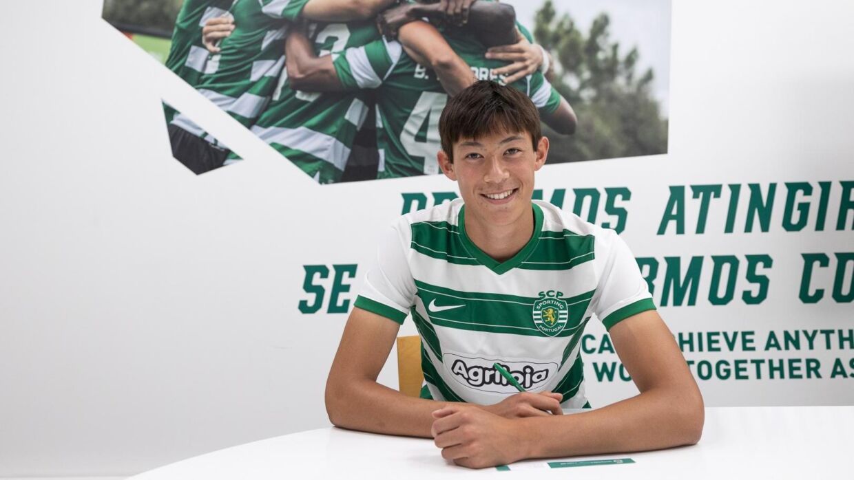 Nyborg-drengen Magnus Gaunsbæk har skrevet kontrakt med Cristiano Ronaldos tidligere klub Sporting Lissabon.