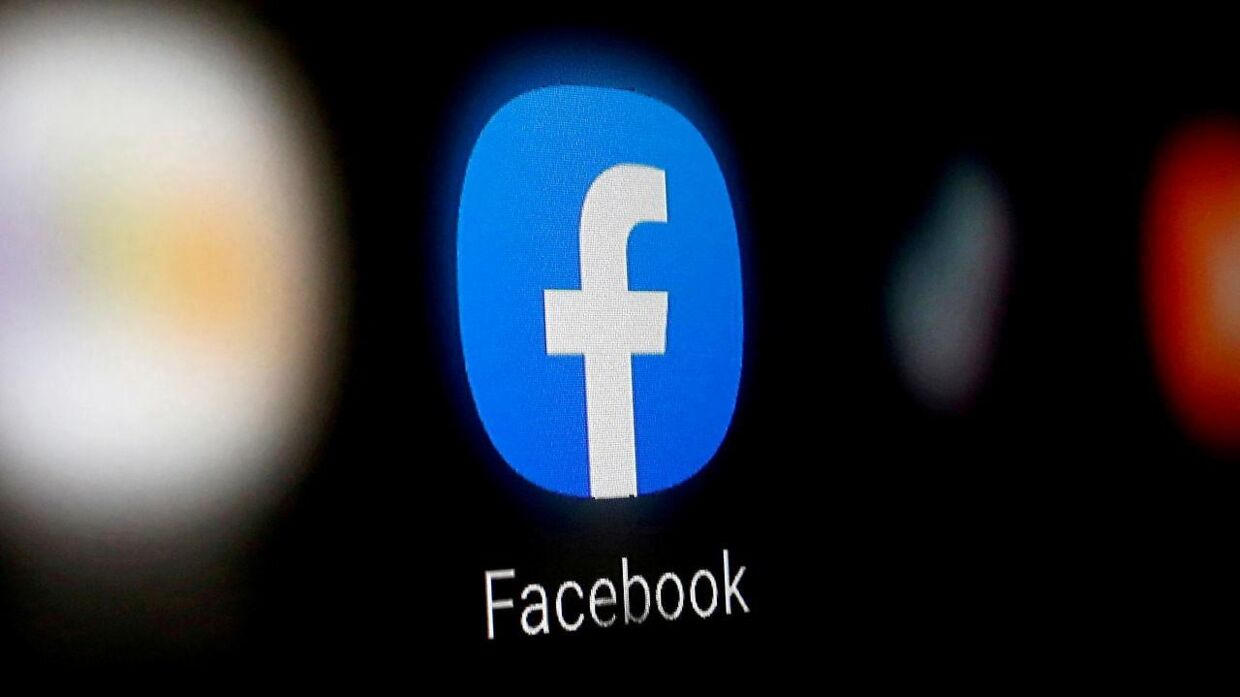 Ifølge techmediet The Verge hedder Facebook kun Facebook et par uger endnu. Ifølge deres oplysninger bliver det nye navn præsenteret på en kongres den 28. oktober.&nbsp; 