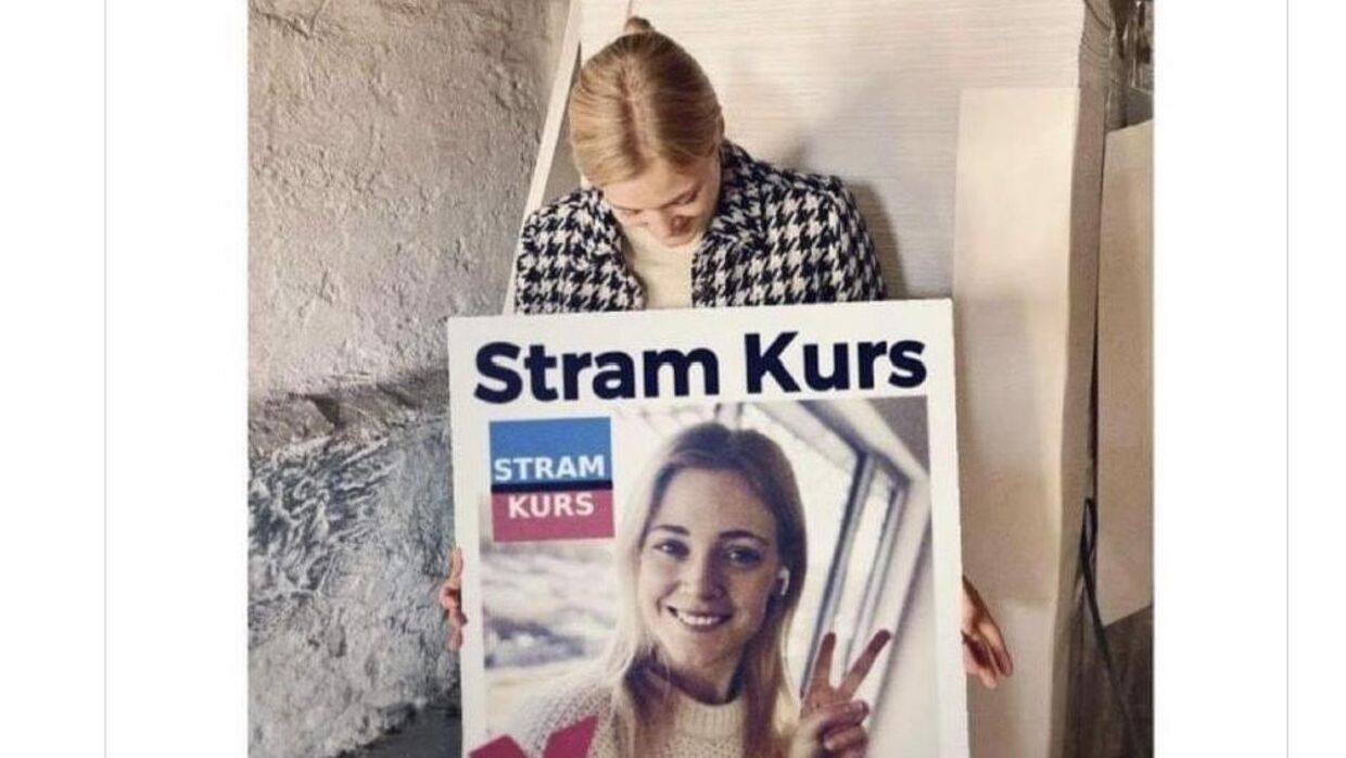 Det photoshoppede billede af Helena Palsgaard på en Stram Kurs-valgplakat