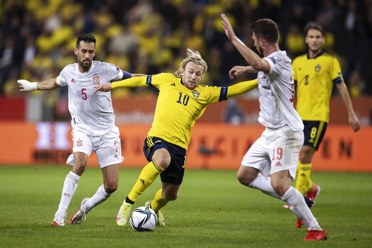Det svenske landshold kommer på en hård opgave, når det skal kæmpe om vigtige point i VM-kval'en mod Spanien på udebane