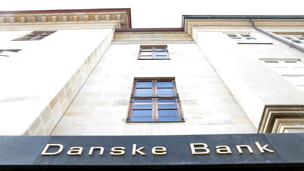 Fra 1. marts 2022 indfører Danske Bank negativ rente på pensionskonti, der har en kontantbeholdning på over 100.000 kroner.
