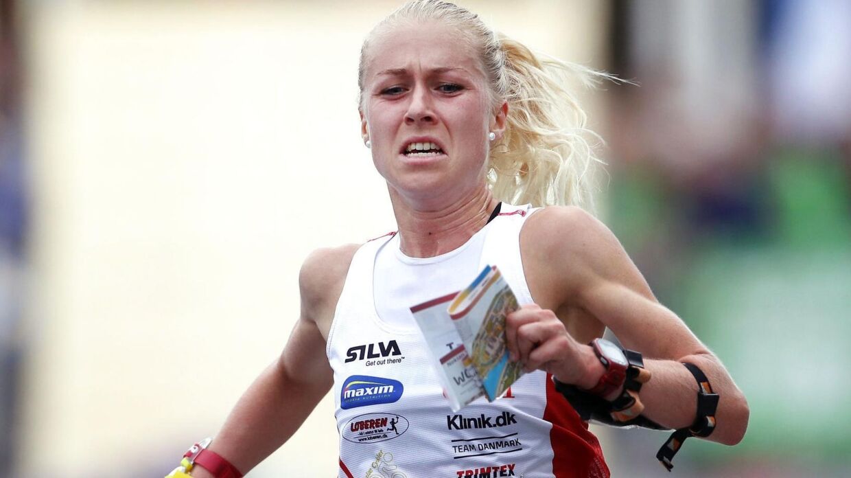 Maja Alm ses her i 2016, da hun vandt VM for andet år i træk på sprintdistancen. Hun gentog bedriften i 2017 og 2018. Nu stopper hun karrieren. (Arkivfoto). Bjorn Larsson Rosvall/Ritzau Scanpix