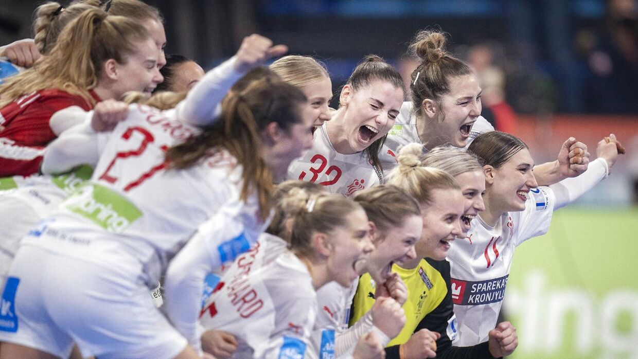 Danmark er i semifinalen ved VM! 