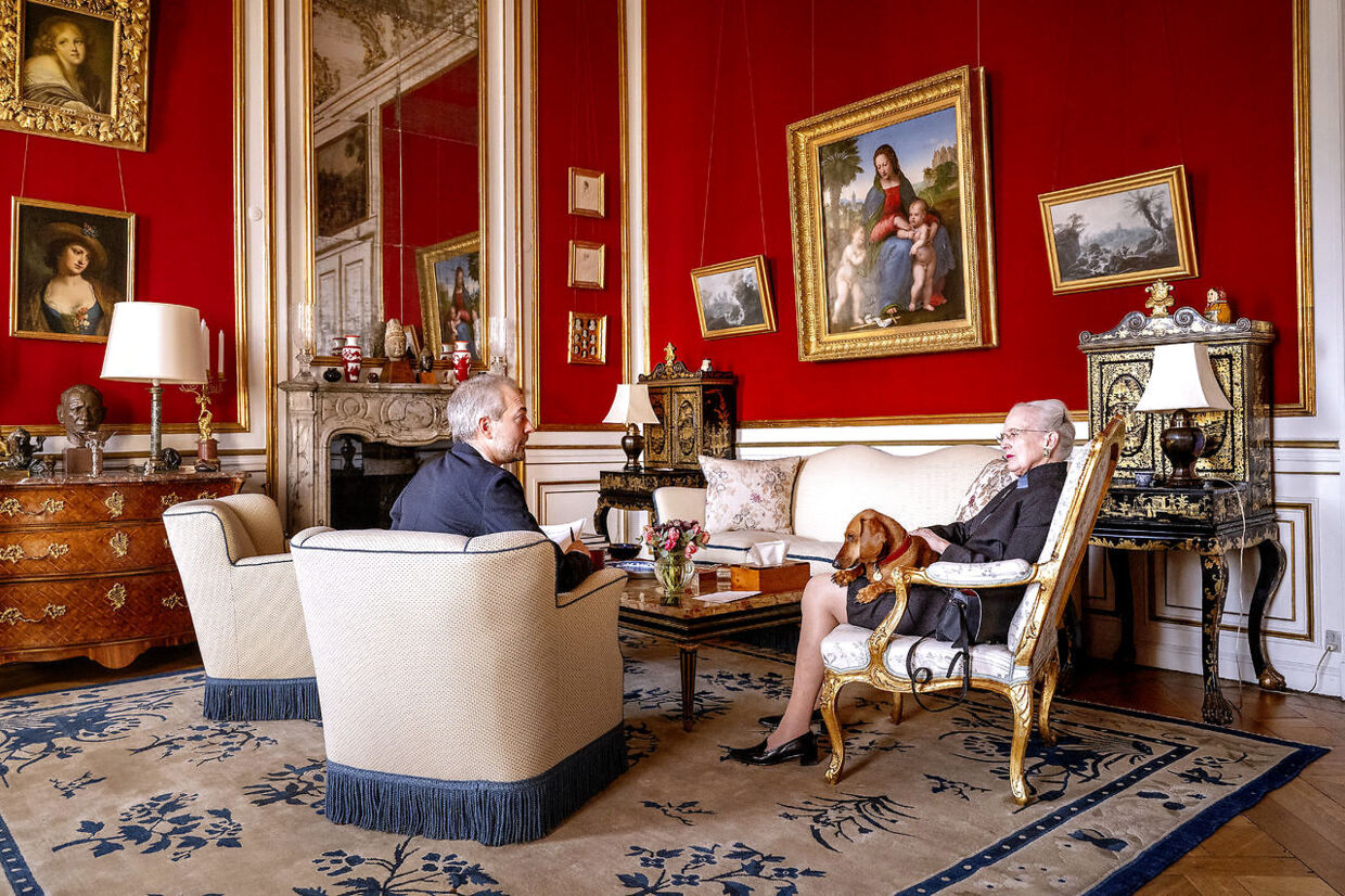 B.T.s chefredaktør, Jonas Kuld Rathje, interviewer H.M. Dronningen på Amalienborg i anledning af hendes 50-års regeringsjubilæum fredag 14. januar 2022.