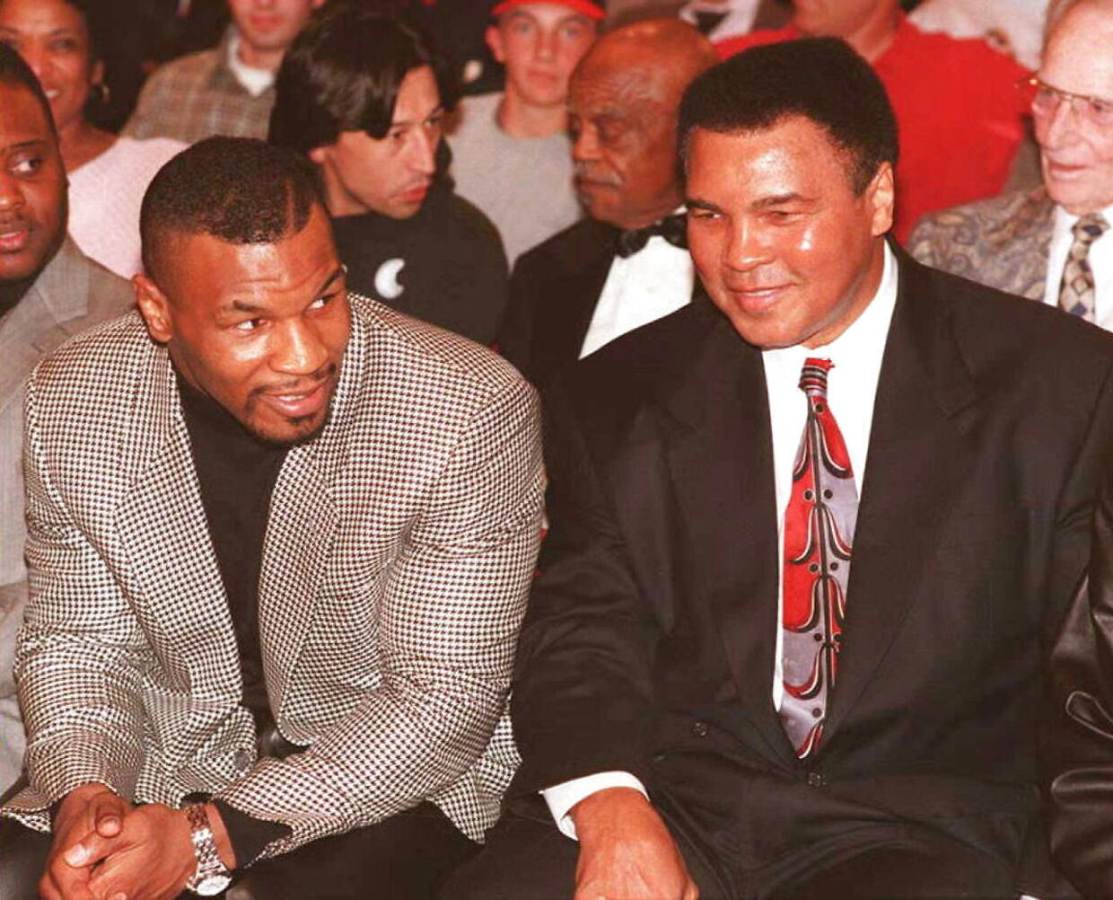 Mike Tyson og Muhammad Ali sammen. 