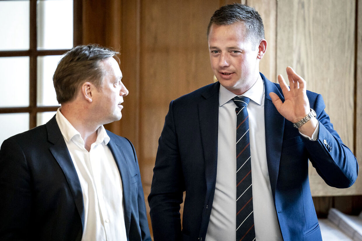 Thomas Danielsen (V) og Marcus Knuth (KF) under møde i Folketingssalen, hvor en række lovforslag bliver behandlet, på Christiansborg tirsdag den 1. juni 2021.. (Foto: Mads Claus Rasmussen/Ritzau Scanpix)