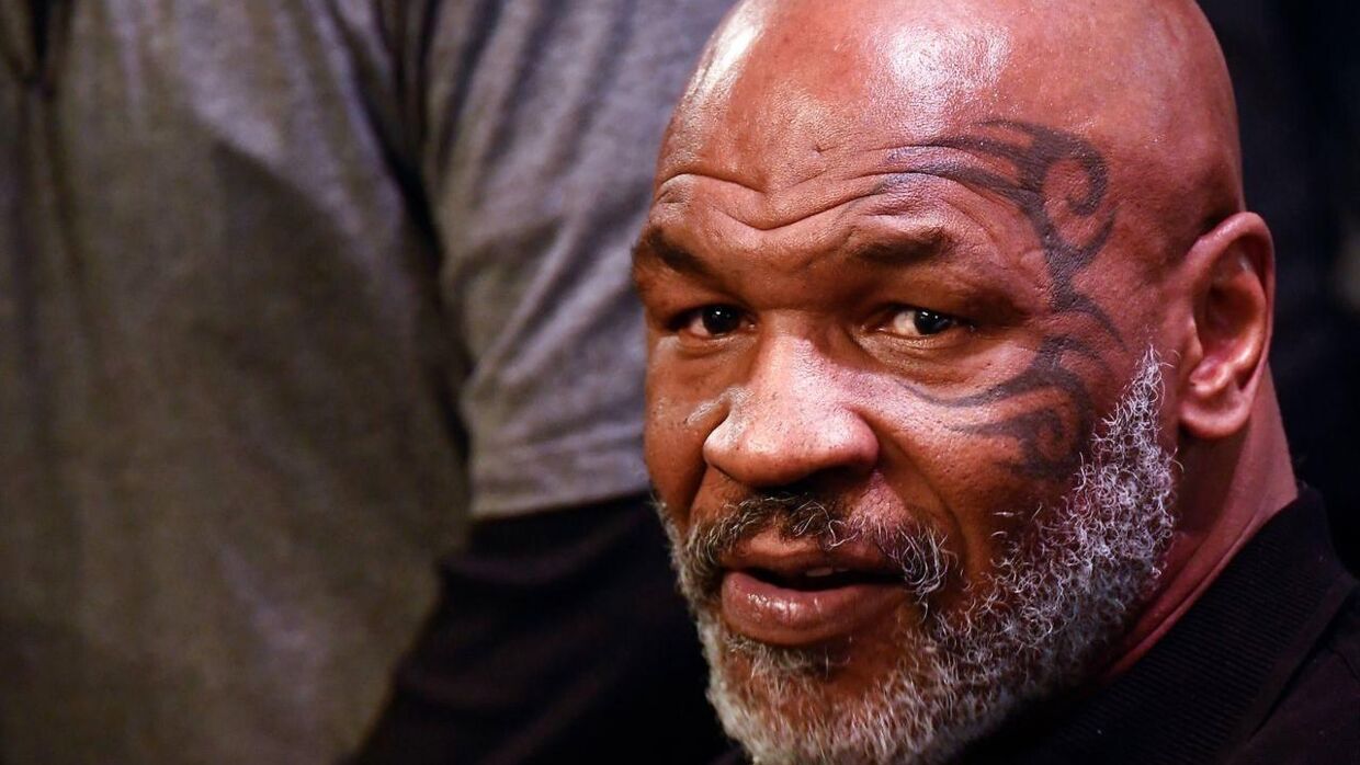 Mike Tyson har aflivet de sejlivede rygter.