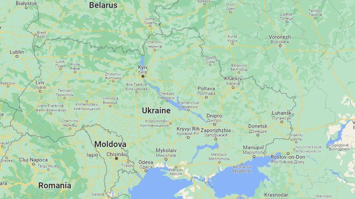 Som det fremgår af ethvert kort over Europa, så har Rusland gennem sin alliance med Belarus og kontrol med Krim-halvøen adgang til Ukraines grænse fra mange forskellige positioner.