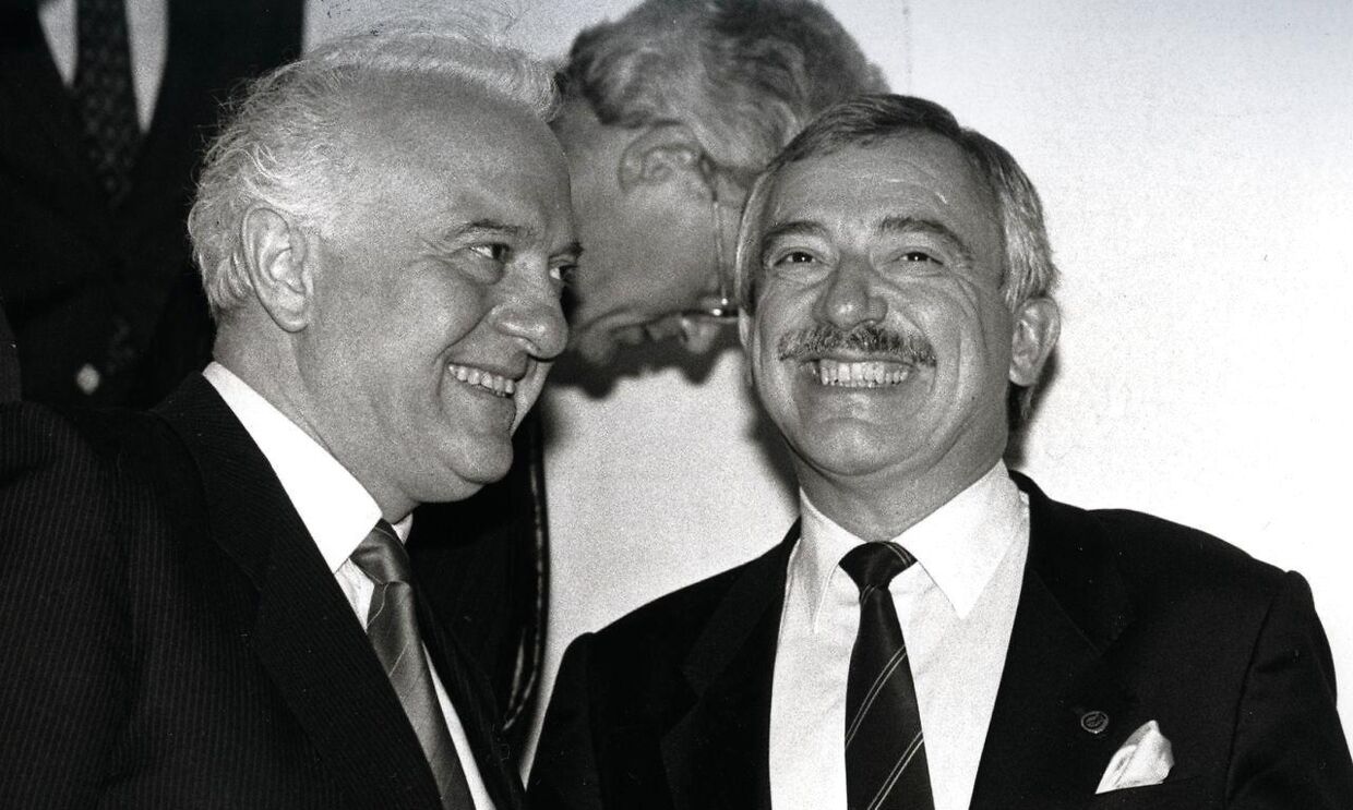 I sin tid som udenrigsminister mødte Uffe Ellemann-Jensen de største af de store. Her Sovjetunionens Eduard Shevardnadze.