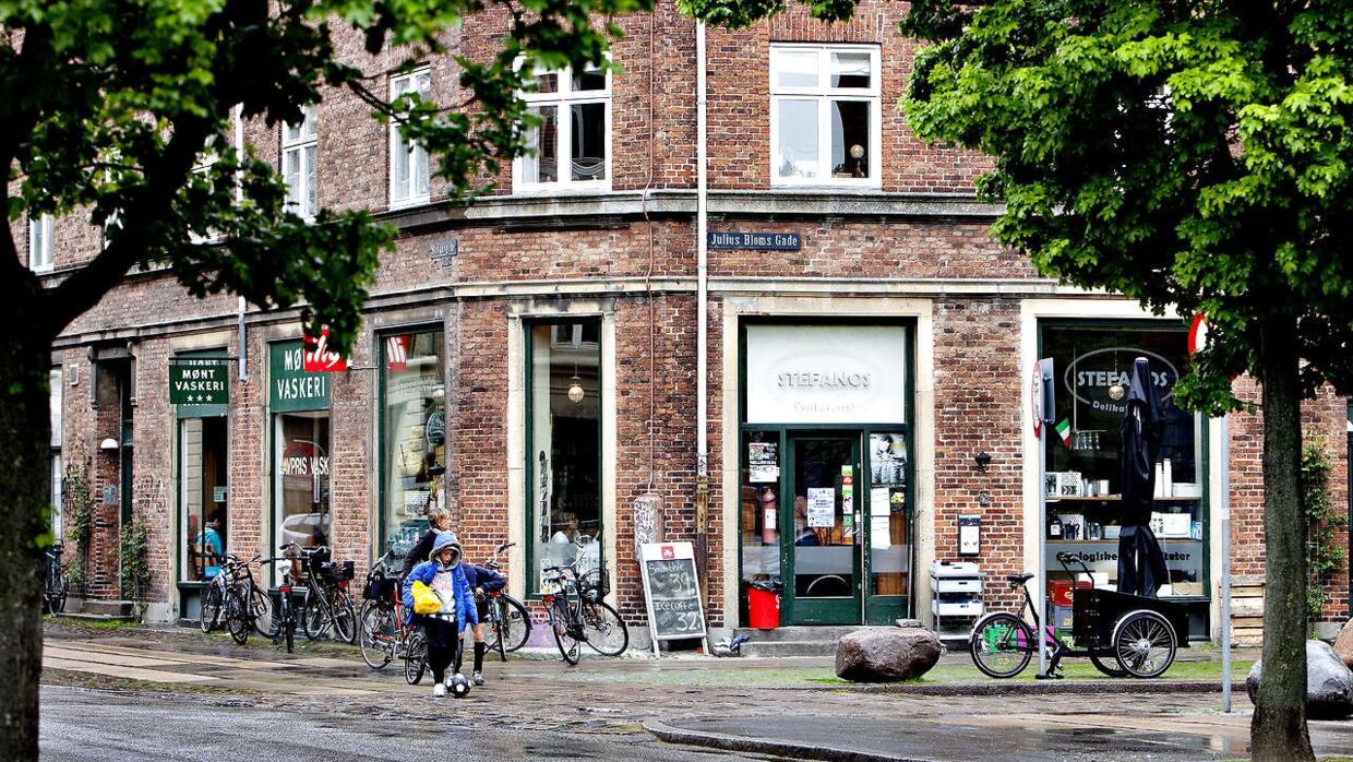 Den populære café Stefanos Mad &amp; Kaffe på Stefansgade på Nørrebro har fået anmærkninger for overtrædelser af fødevarelovgivningen på minimum tre ud af de seneste fire kontrolbesøg. Arkivfoto.
