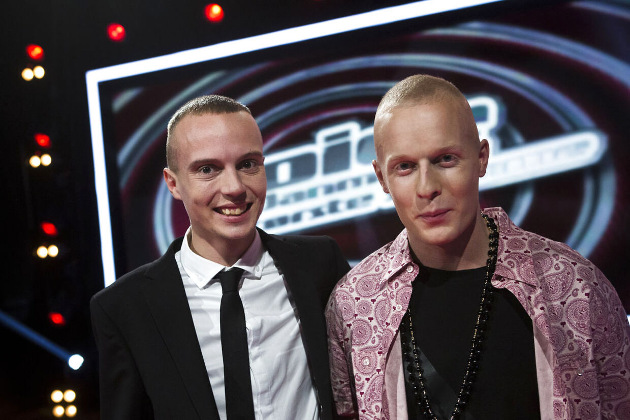 Finalen i 'Voice - Danmarks største stemme' sendes lørdag den 24. november på TV 2 kl. 21. Her ses Andreas Odbjerg (th) og Xander Linnet efter semifinalen.