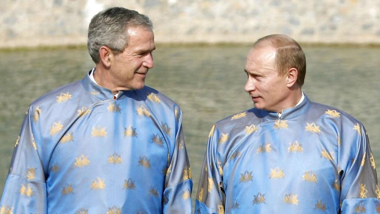 Da George W. Bush var USAs præsident virkede det til, at Putin var mere interesseret i at samarbejde med Vesten. 