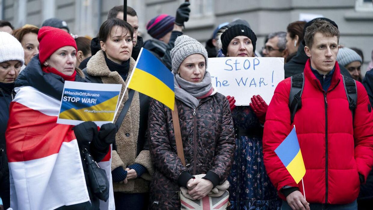 Foto af demonstration ved den russiske ambassade på Østerbro.